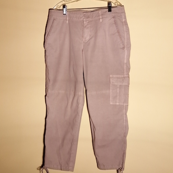 Capris by DKNY Jeans, Size 4 - Picture 2 of 8